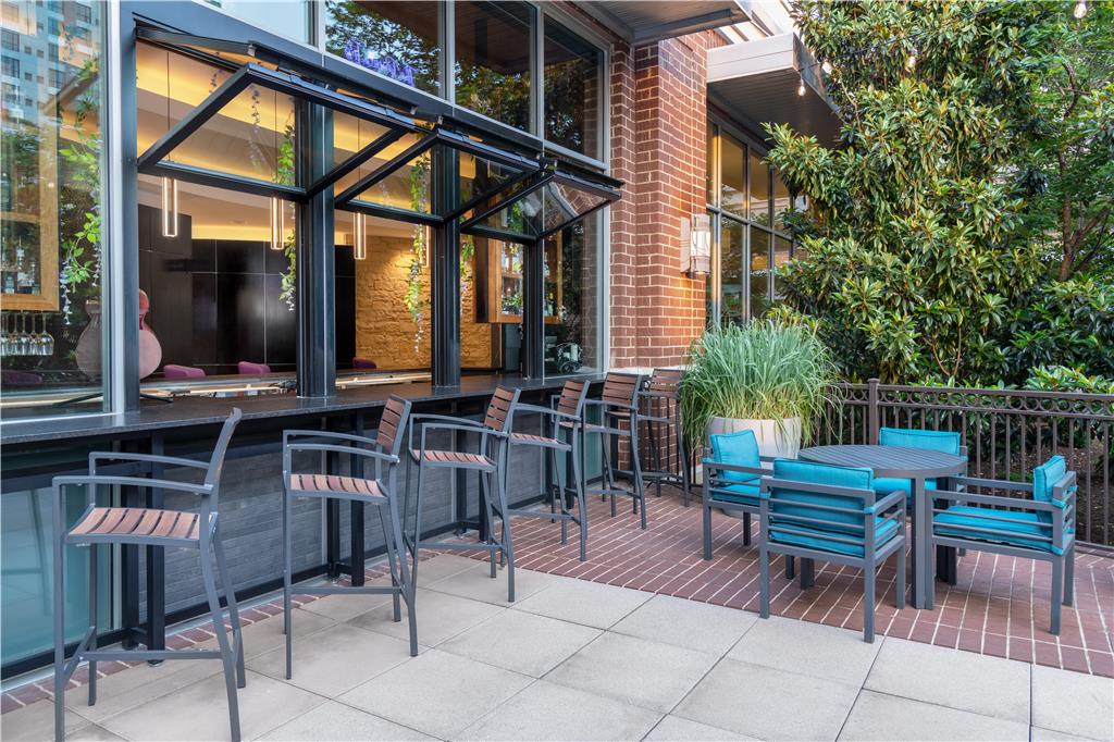 Фото Hilton Garden Inn Nashville Downtown/Convention Center