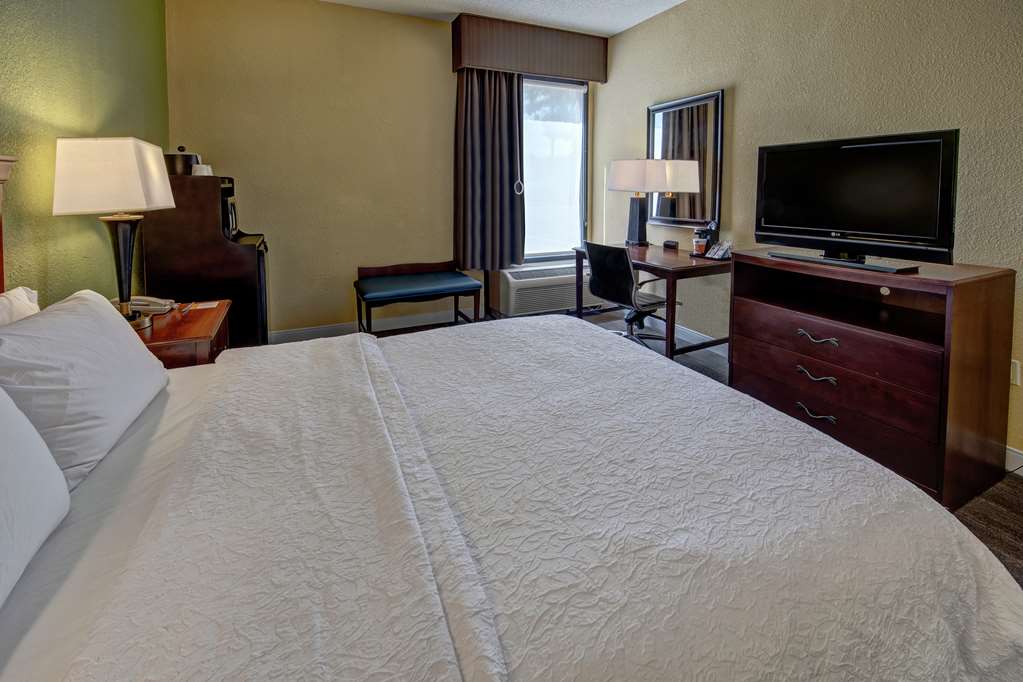Фото Hampton Inn Raleigh Cary