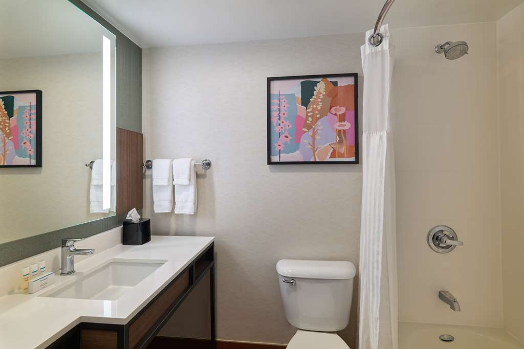 Фото Hilton Garden Inn Bloomington