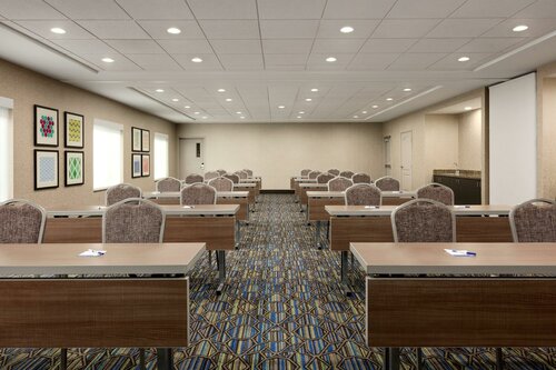 Гостиница Holiday Inn Express Hotel & Suites Merced, an Ihg Hotel в Мерседе