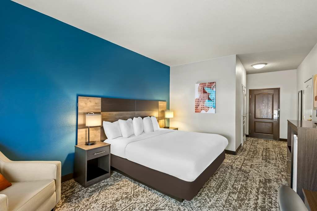 Фото Best Western Plus Fort Wayne Inn & Suites North