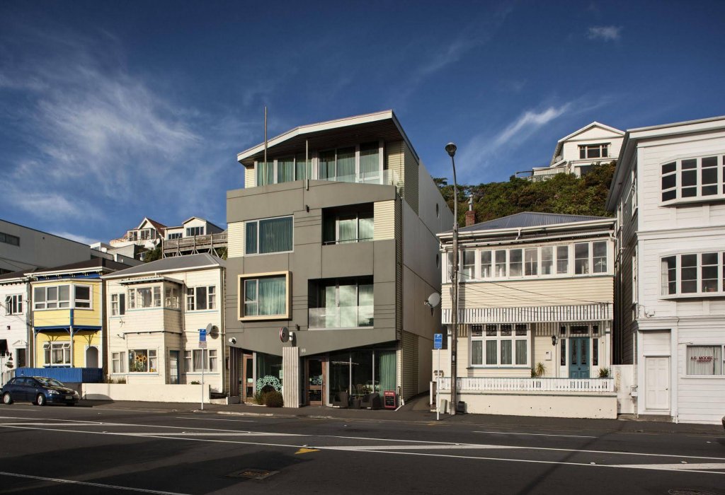 Фото отеля 1