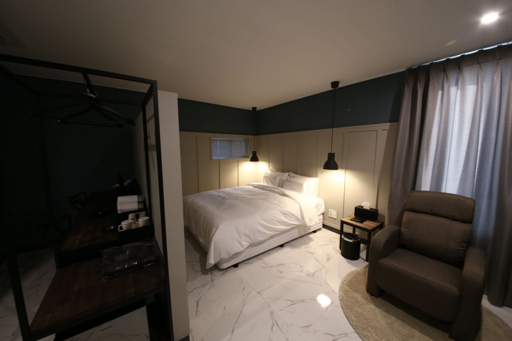 Фото Bobos Hotel