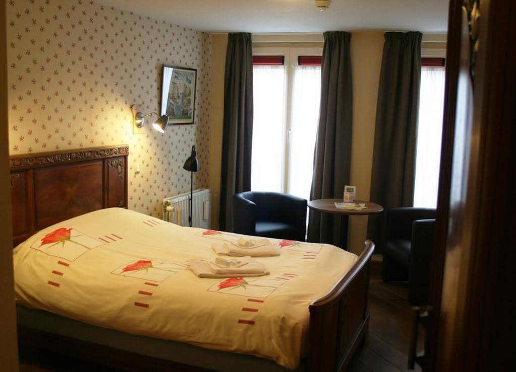 Фото Hotel De Emauspoort