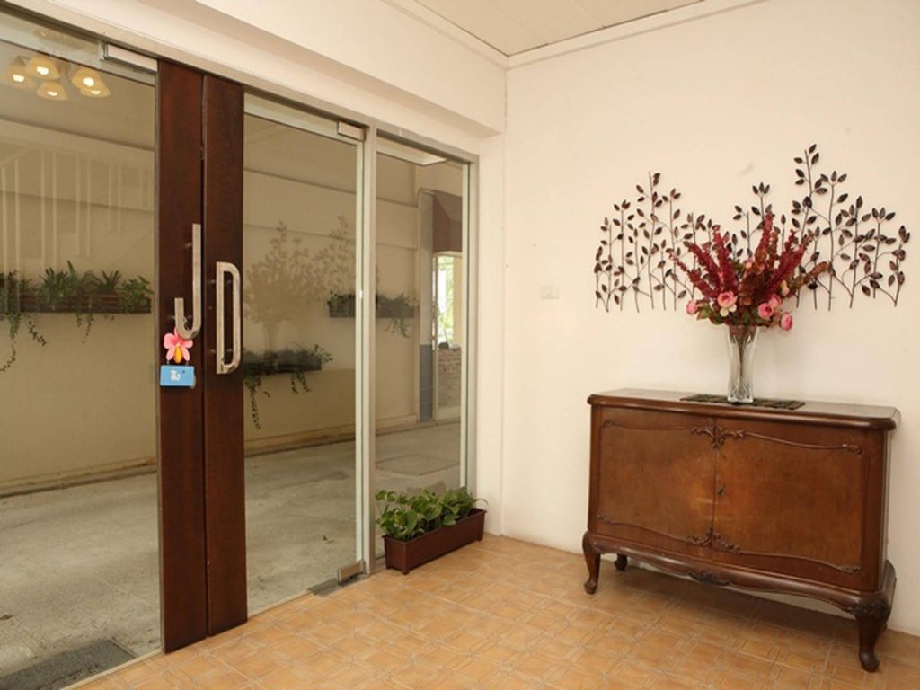 Фото Le Ranong Bistro Hotel