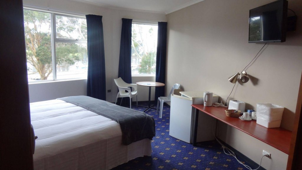 Фото The Wharf Hotel Wynyard