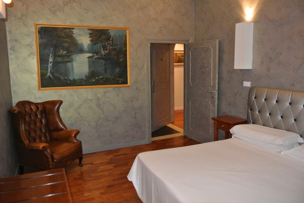 Фото Le Petit Real