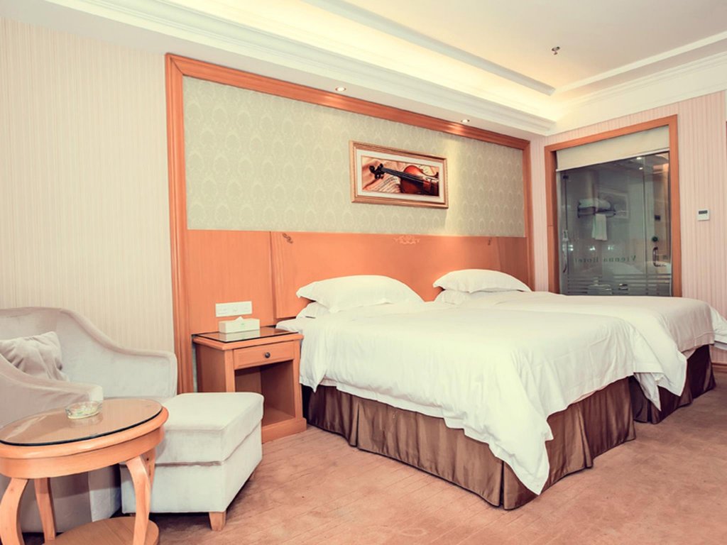 Фото Vienna Hotel Rugao Zhengxiang Square branch