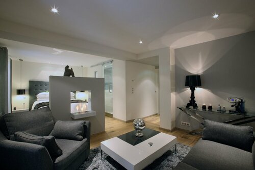 Гостиница Petit Hôtel Confidentiel в Шамбери