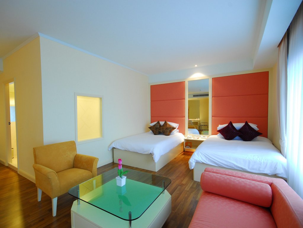 Фото Hip Bangkok