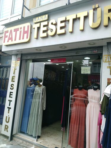 Fatih Rana Tesettür, giyim mağazası, Ali Kuşçu Mh., Yavuz Selim Cd.,  No:60A, Fatih, İstanbul, Türkiye - Yandex Haritalar