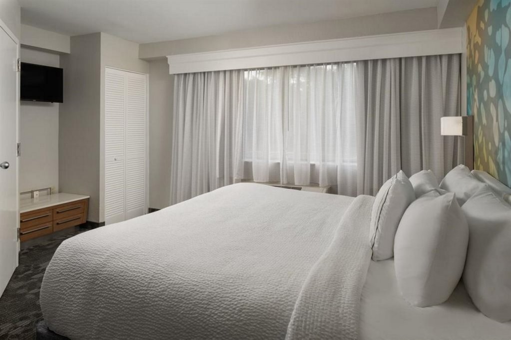 Фото Courtyard by Marriott Lake Buena Vista at Vista Centre