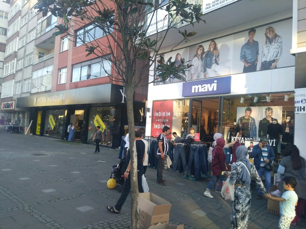 متجر ملابس Mavi - Umraniye Alemdag Outlet Mall ، اسطنبول، صورة