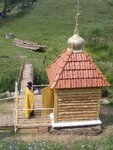 Часовня иконы Божией Матери Живоносный источник (Chuvash Republic, Krasnoarmeyskiy munitsipalny okrug, Chadukasinskoye selskoye poseleniye), chapel, memorial cross