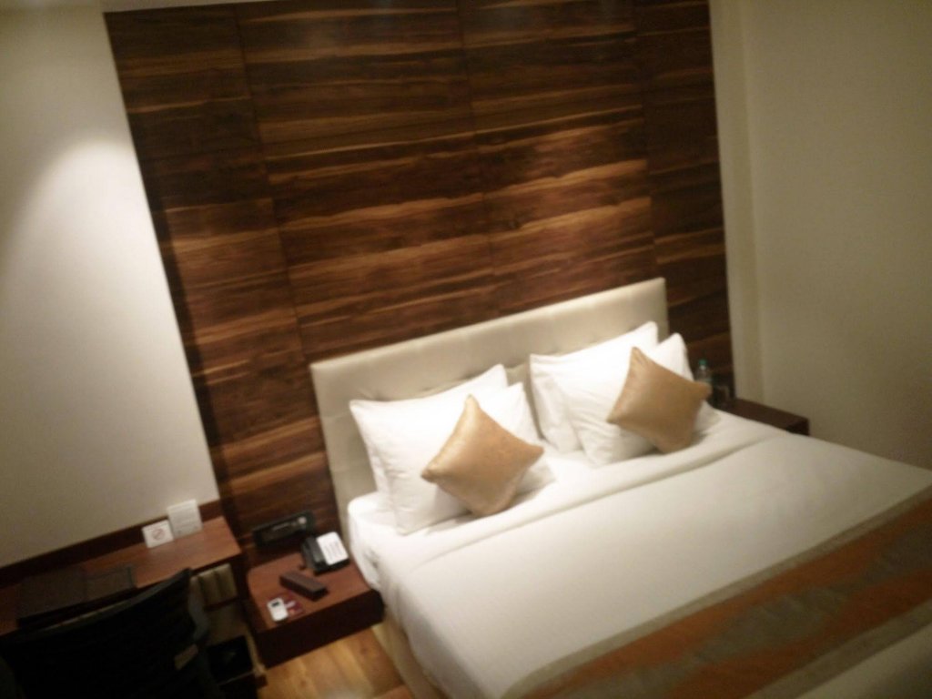 Фото Connaught Royale