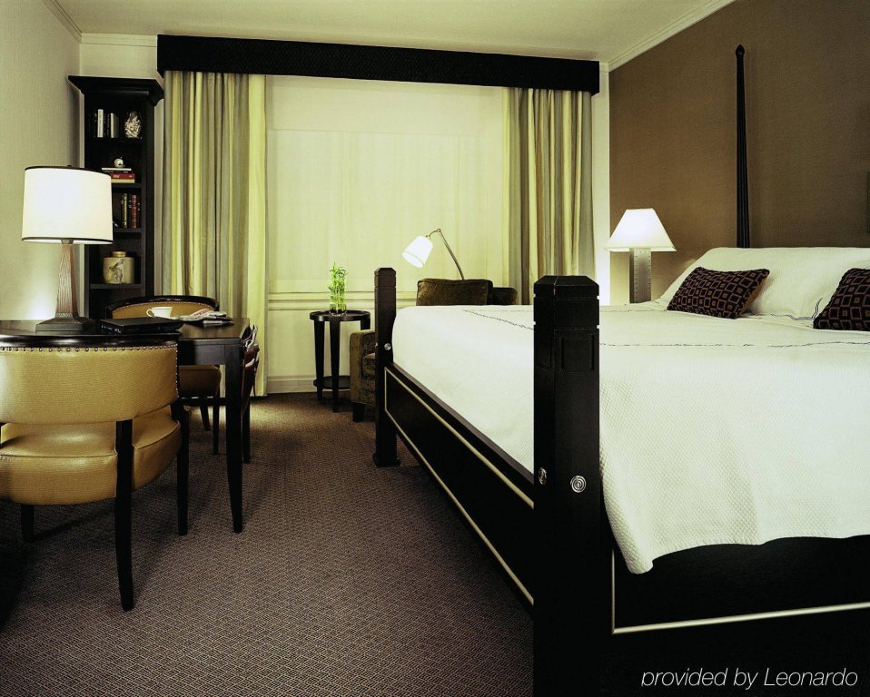 Фото Fairmont The Queen Elizabeth