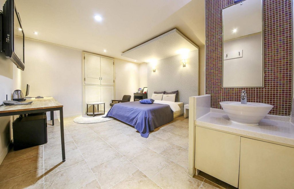 Фото G-Stay Praha Hotel