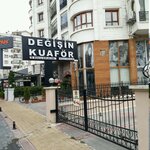 Sukru Gulalan (Ankara Province, Kecioren District, Kavacık Subayevleri Mah., Şehit Oğuzhan Duyar Sok., 8A), hairdresser
