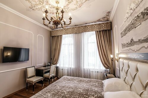 Внешний вид отеля Александровский в Костроме, фото 3