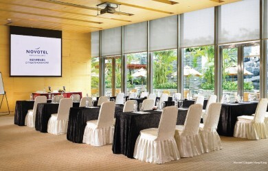 Фото Novotel Hong Kong Citygate