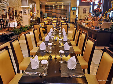 Фото Gumaya Tower Hotel Semarang