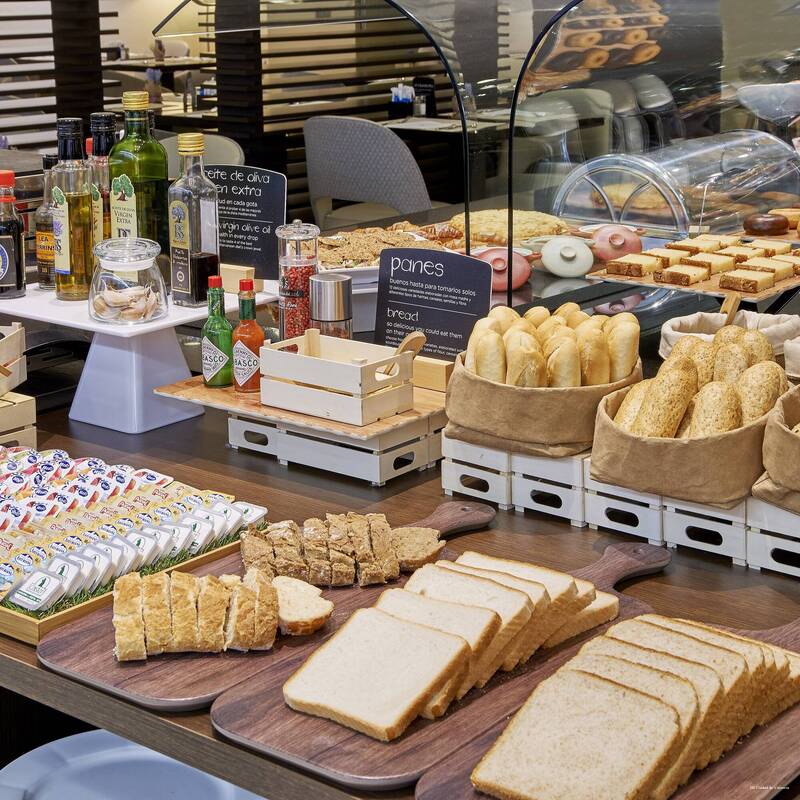 Фото Nh Ciudad de Valencia