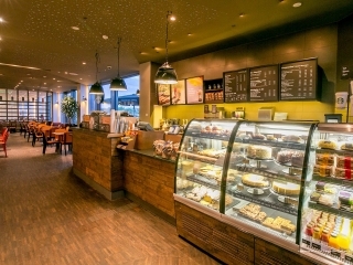 Фото DoubleTree by Hilton Amsterdam Centraal Station