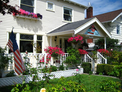 Гостиница Rose River Inn Bed & Breakfast в Астории