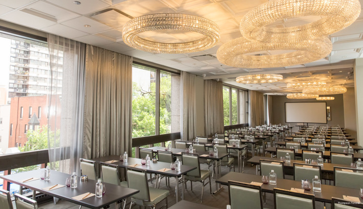 Фото 1 Hotel Toronto