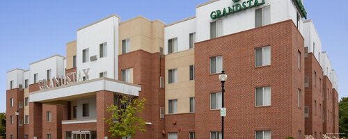 Гостиница GrandStay Hotel & Suites в Ла-Кроссе