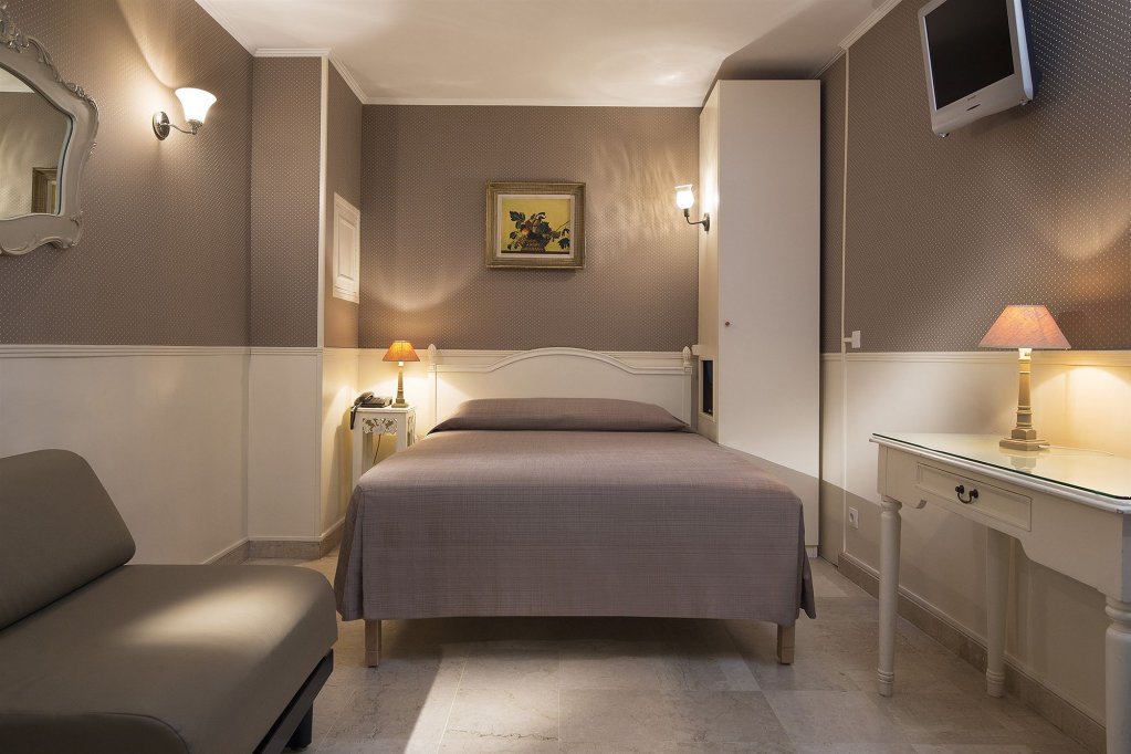 Фото Hôtel de la Tour Eiffel