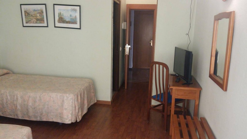 Фото Hotel Torremolinos Centro