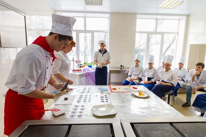 School Gapou g. Moskvy Moskovsky obrazovatelny kompleks im. Viktora Talalikhina, Moscow, photo