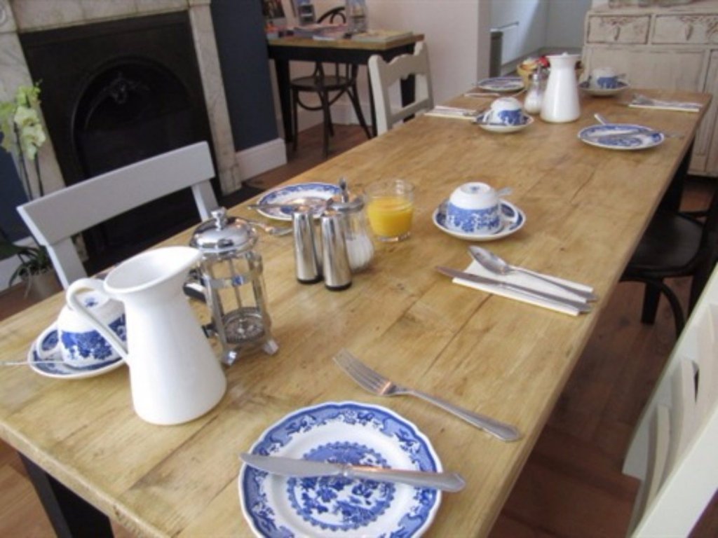 Фото Starlings Guest House