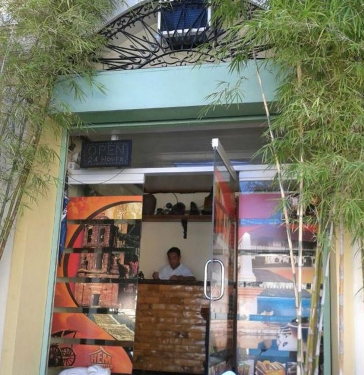 Фото отеля 2