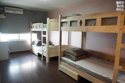 Фото Hello Guesthouse