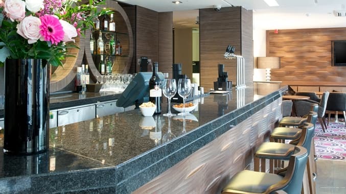 Фото DoubleTree by Hilton London - Victoria
