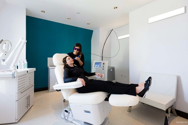 Фото The Fort Garry Hotel