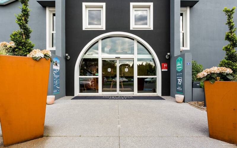 Фото greet hotel La Teste Bassin d' Arcachon