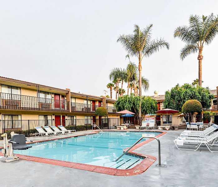 Фото Quality Inn & Suites Buena Park Anaheim