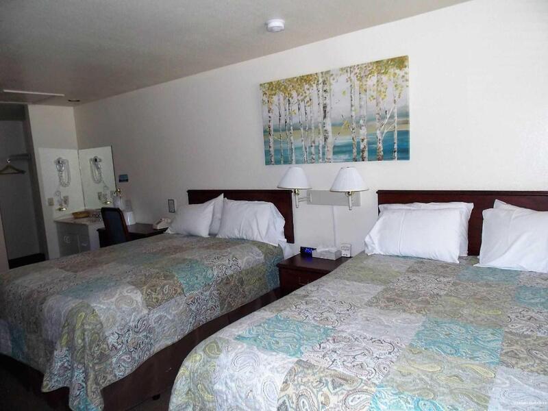 Фото Vintage Lakeside Inn