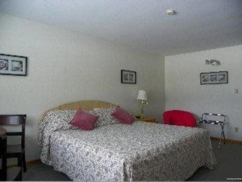 Фото The Homeport Motel