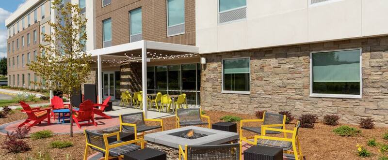 Фото Home2 Suites by Hilton Appleton