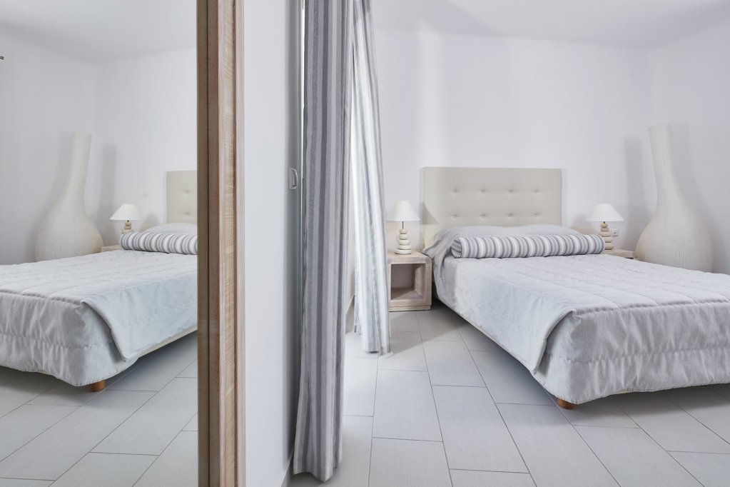 Фото Aegean Plaza Hotel