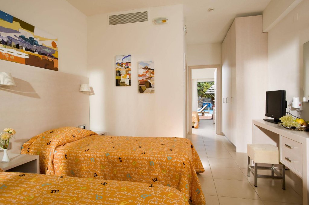 Фото High Beach Hotel