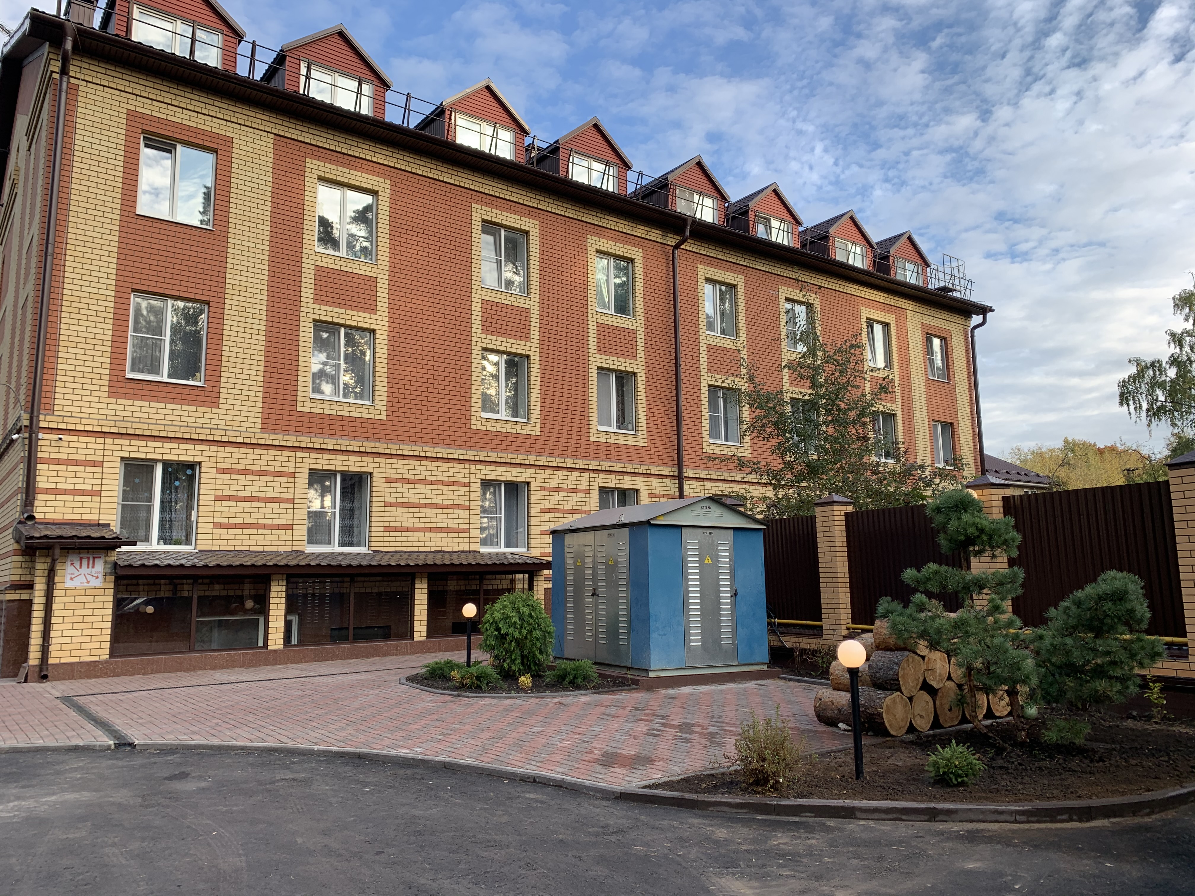 Фото отеля 1