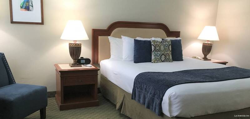 Фото La Avenida Inn
