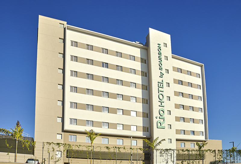 Фото Bourbon Curitiba Hotel e Suítes