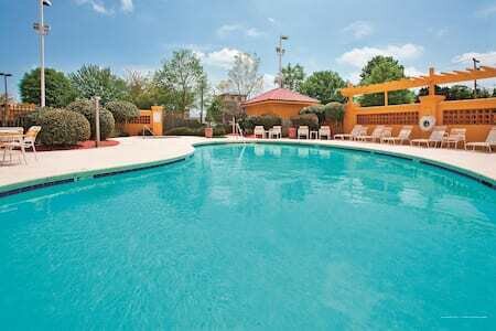 Гостиница La Quinta Inn & Suites by Wyndham Winston-Salem
