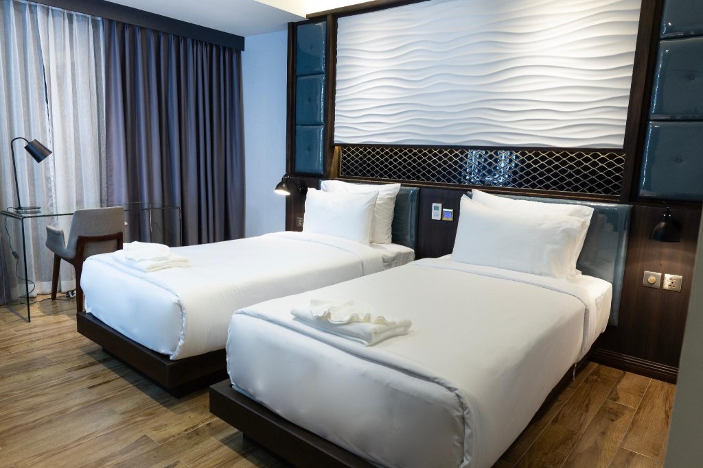 Фото Holatel Phitsanulok